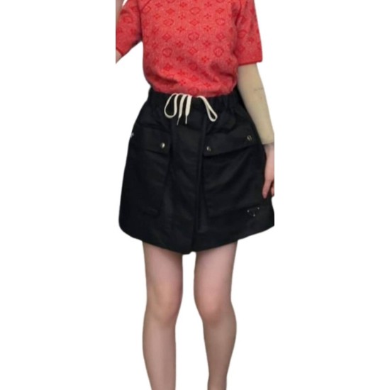 【二手精品9.9新】 Prada（普拉達） Re-Nylon 再生尼龍大口袋工裝風迷你短裙(腰36(可鬆緊)臀49長40)編號S547