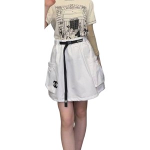 【二手精品9.9新】 香奈兒（Chanel）白色尼龍抽繩工裝短裙(腰34(可鬆緊)臀52長40)編號S548