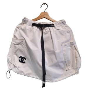 【二手精品9.9新】 香奈兒（Chanel）白色尼龍抽繩工裝短裙(腰34(可鬆緊)臀52長40)編號S548