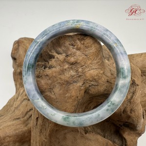 【肌容雪】天然緬甸A貨藍紫飄花翡翠正圈手鐲 編號413(鐲圍58.6mm#18.5號)