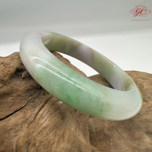 【肌容雪】天然緬甸A貨冰春帶彩翡翠正圈手鐲 編號435(鐲圍57.4mm#18號)