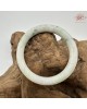 【肌容雪】天然緬甸A貨翡翠綠飄花圓條手鐲 編號556(鐲圍56.1mm#17.5號)