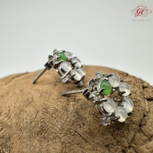【肌容雪】天然緬甸A貨白冰翡翠花環耳針 編號607