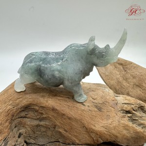 【肌容雪】天然緬甸A貨藍水翡翠飄綠花犀牛造型擺件 編號616