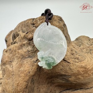 【肌容雪】天然緬甸A貨白底青翡翠吉祥如意吊墜繩 編號645