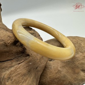 【肌容雪】天然緬甸A貨黃翡翠滿圈圓條手鐲 編號687(鐲圍54.4mm#17號)
