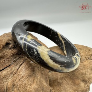 【肌容雪】天然美石黑色石紋礦石手鐲 編號B11(鐲圍57.0mm#18號)