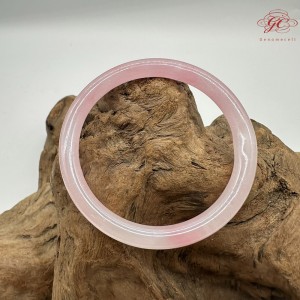 【肌容雪】天然美石粉水晶圓條手鐲 編號B255(鐲圍56.1mm#17.5號)