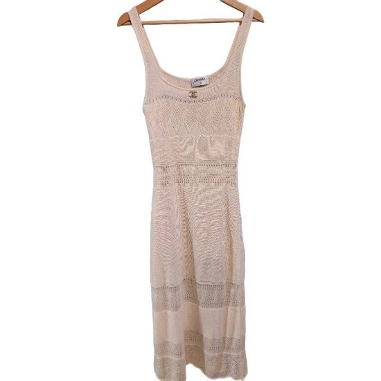 【二手精品9.9新】香奈兒 (Chanel) 的鏤空針織吊帶連衣裙(肩38胸40長133臀48)編號S442
