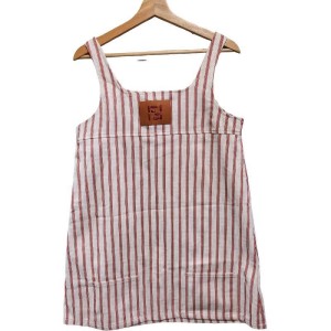 【二手精品9.9新】Fendi 的米色 FF 丹寧搭配紅色條紋裙裝(肩38胸48臀53長80)編號S444