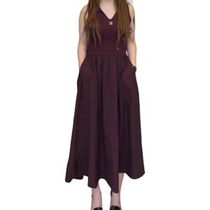【二手精品9.9新】Chanel (香奈兒) 經典的針織拼接中長連身裙(肩38胸48長124)編號S449