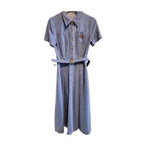 【二手精品9.9新】Miu Miu 的仿舊水洗純棉牛仔襯衫洋裝（肩38胸45長133）編號S482