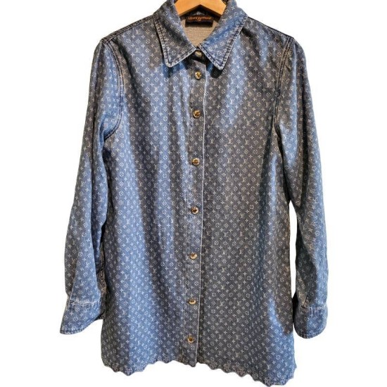 【二手精品9.9新】 Louis Vuitton 經典 Monogram 圖案的藍色牛仔襯衫(肩40胸50長79袖長60)編號S494