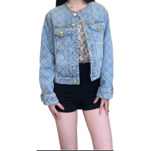 【二手精品9.9新】 CHANEL（香奈兒）菱格紋金鏈裝飾圓領牛仔夾克(肩44胸47長50袖長54)編號S512