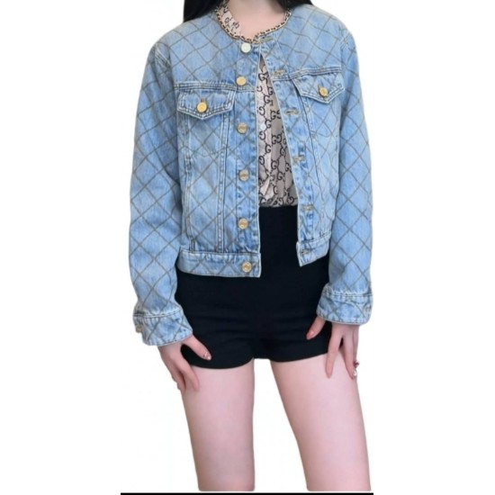 【二手精品9.9新】 CHANEL（香奈兒）菱格紋金鏈裝飾圓領牛仔夾克(肩44胸47長50袖長54)編號S512