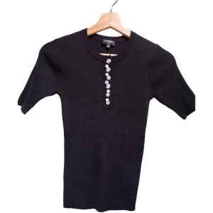 【二手精品9.9新】 CHANEL（香奈兒）珍珠雙C 釦羊毛桑蠶絲羅紋針織短袖上衣(38號肩32胸33長57)編號S513