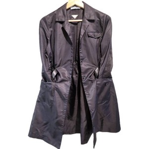  【二手精品9.9新】Prada 經典黑色尼龍中長版風衣外套(肩36胸45長87袖長45)編號S515