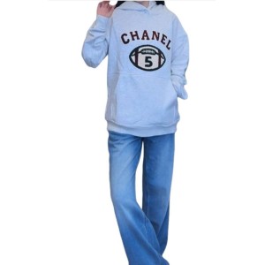 【二手精品9.9新】香奈兒（CHANEL） 推出的經典美式復古運動風格連帽衛衣(落肩60胸60長68袖長56)編號S521