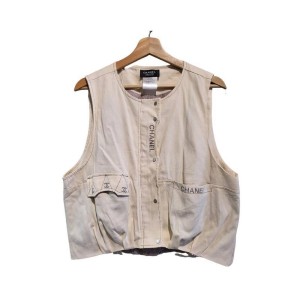 【二手精品9.9新】 Chanel（香奈兒）Uniform 系列工裝拉鍊口袋背心(肩38胸58長53)編號S525