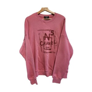 【二手精品9.9新】 Chanel（香奈兒）粉色塗鴉風圓領長袖大學T（衛衣）(落肩76胸70長73袖長58)編號S526